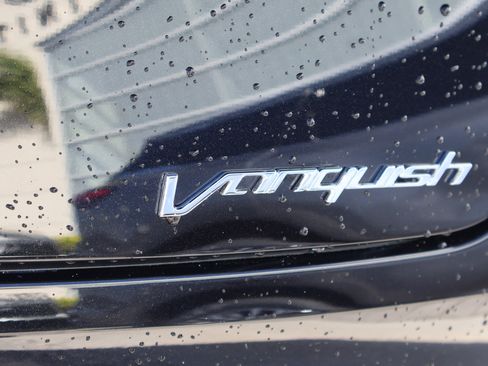 Used 2014 Aston Martin Vanquish Coupe image 8