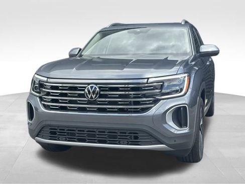 New 2025 Volkswagen Atlas SEL image 4