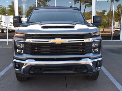 Used 2024 Chevrolet Silverado 2500 LT w/ All Star Edition AWD/4WD image 3