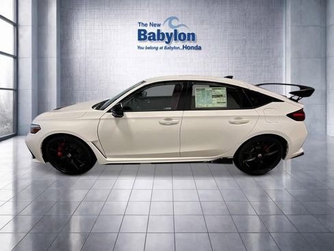 New 2025 Honda Civic Type R image 2