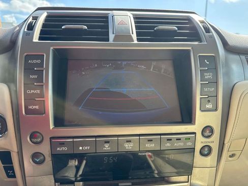 Used 2014 Lexus GX 460 w/ Premium Package AWD/4WD image 36