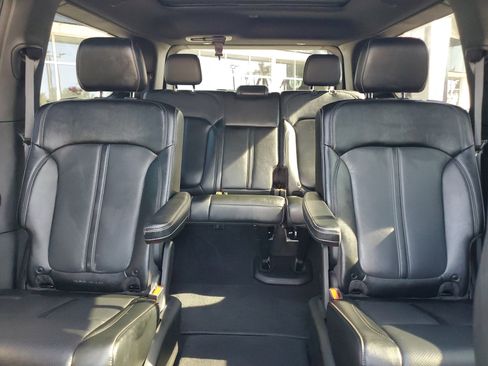 Used 2023 Jeep Wagoneer Series II image 19