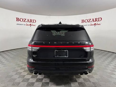 Used 2025 Lincoln Aviator Reserve w/ Luxury Package RWD image 7