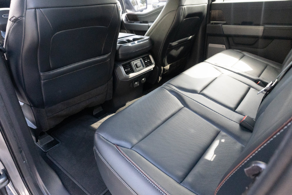 Used 2023 Ford F150 Lariat w/ Trailer Tow Package RWD image 22