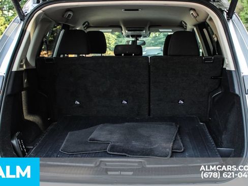 Used 2025 Nissan Rogue SV FWD image 21