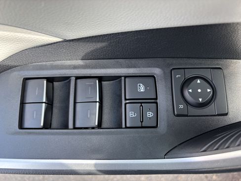 Used 2025 Toyota RAV4 XLE w/ Convenience Package AWD/4WD image 17