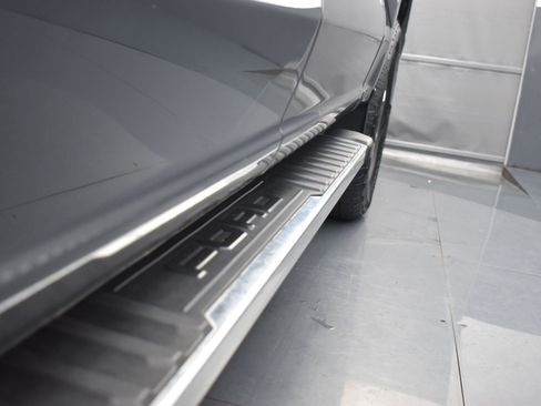 Used 2023 Ford F150 Lariat image 27