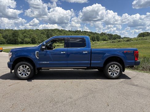 Used 2022 Ford F350 Limited AWD/4WD image 2