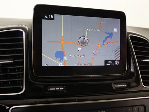 Used 2018 Mercedes-Benz GLE 350 4MATIC image 7