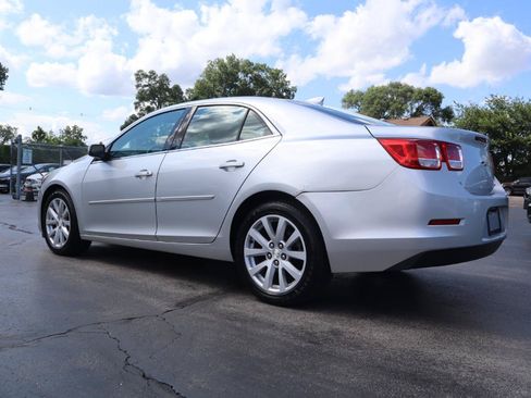 Used 2015 Chevrolet Malibu LT FWD image 3