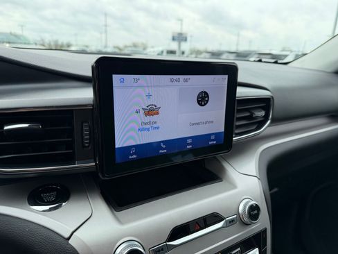 Used 2024 Ford Explorer XLT w/ Equipment Group 202A image 21