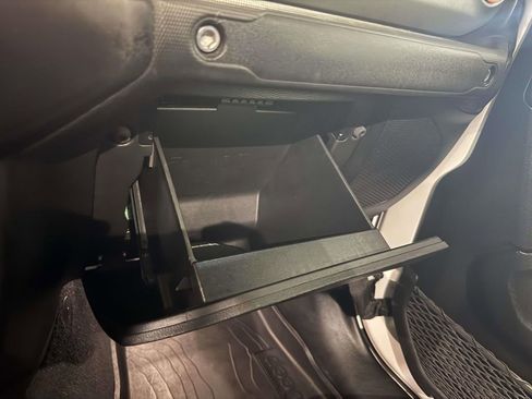 Used 2022 Jeep Gladiator Willys image 27