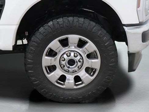 Used 2024 Ford F250 King Ranch w/ Chrome Package image 35