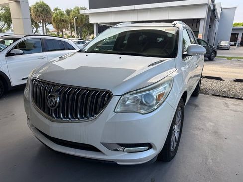 Used 2015 Buick Enclave Leather FWD image 2