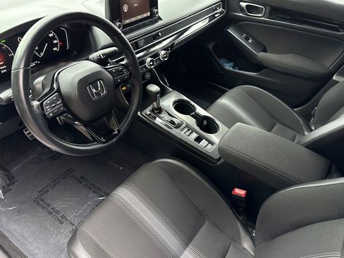 Certified 2025 Honda Civic Sport image 4