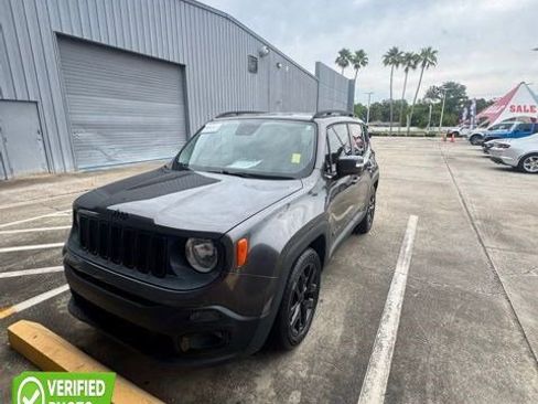 Used 2017 Jeep Renegade Altitude FWD image 1