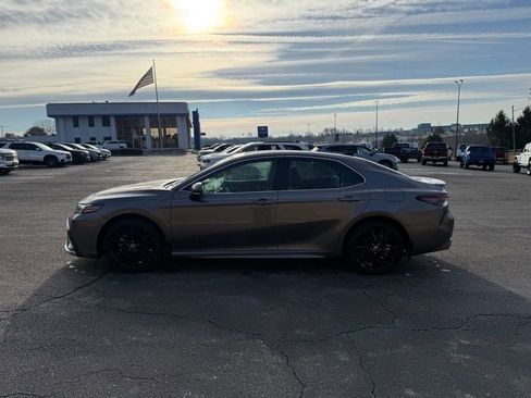 Used 2024 Toyota Camry XSE image 4