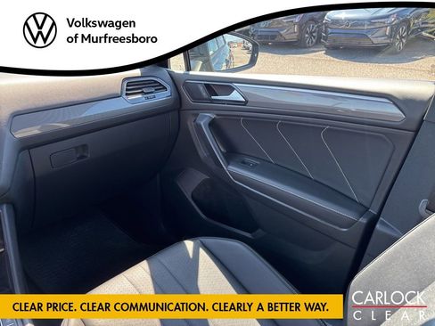 Certified 2023 Volkswagen Tiguan SE R-Line FWD image 28