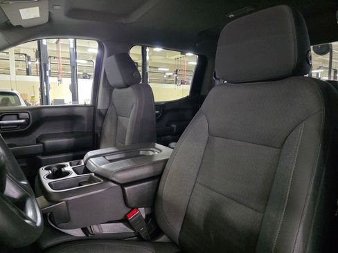 Used 2023 Chevrolet Silverado 1500 Custom Trail Boss AWD/4WD image 24