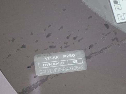 Used 2024 Land Rover Range Rover Velar Dynamic SE AWD/4WD image 19
