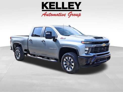 Certified 2025 Chevrolet Silverado 2500 Custom w/ Custom Value Package AWD/4WD image 1