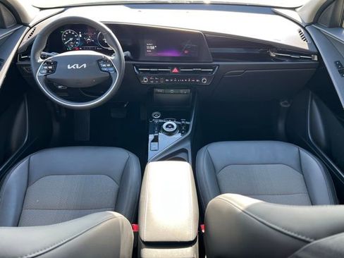 Certified 2023 Kia Niro Wind w/ Wind Preserve Package image 10