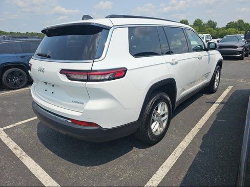 Used 2024 Jeep Grand Cherokee L Laredo w/ Trailer Tow Package AWD/4WD image 4