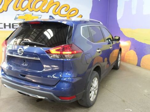 Used 2020 Nissan Rogue SV AWD/4WD image 5