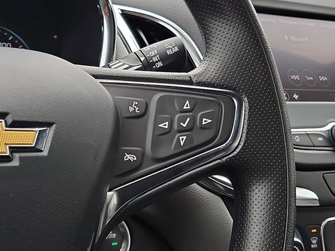 Used 2024 Chevrolet Equinox LS w/ LS Convenience Package image 20