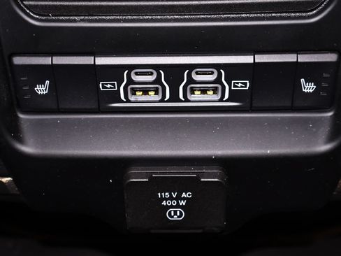 Used 2023 RAM 3500 Limited AWD/4WD image 17