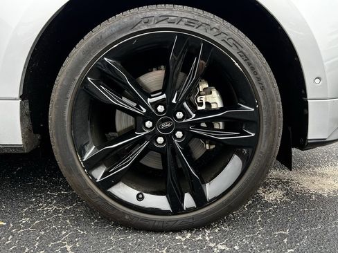 Used 2019 Ford Edge ST w/ Equipment Group 401A image 38