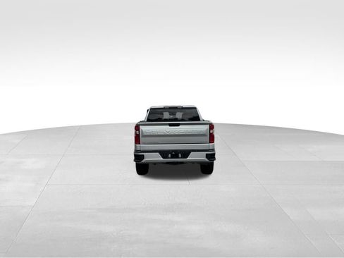 Used 2021 Chevrolet Silverado 1500 Custom AWD/4WD image 4