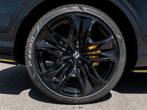 Used 2026 Bentley Bentayga Speed image 15