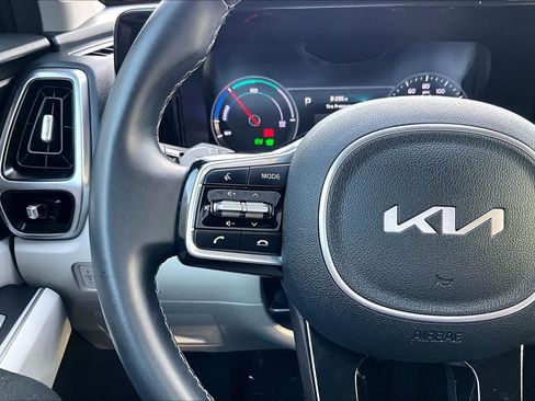 Used 2023 Kia Sorento EX FWD image 23