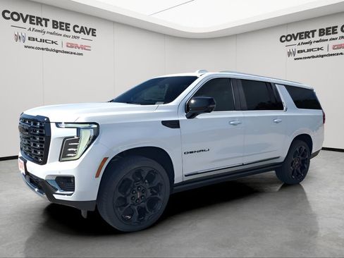 New 2026 GMC Yukon XL Denali Ultimate image 3