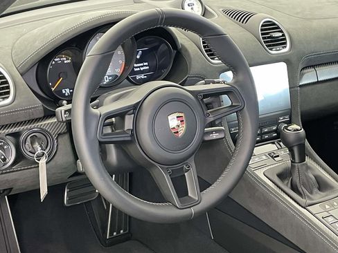 Certified 2025 Porsche 718 Cayman GT4 RS image 4