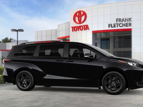 New 2026 Toyota Sienna XLE Woodland Edition image 13