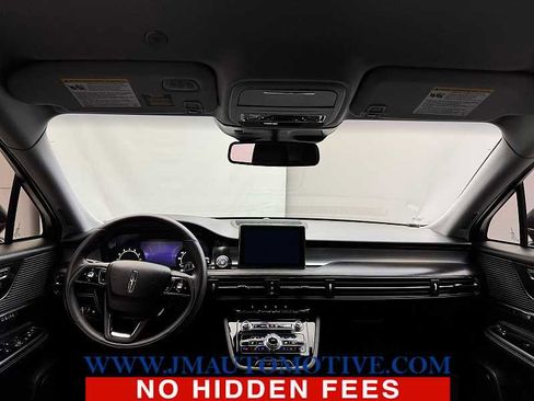 Used 2022 Lincoln Corsair AWD w/ Equipment Group 101A image 11