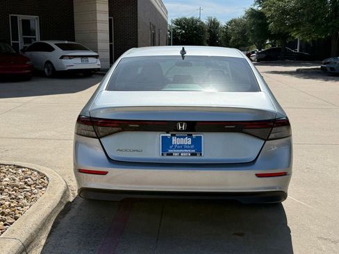 Used 2024 Honda Accord LX image 4