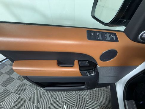 Used 2017 Land Rover Range Rover Sport HSE Dynamic AWD/4WD image 15
