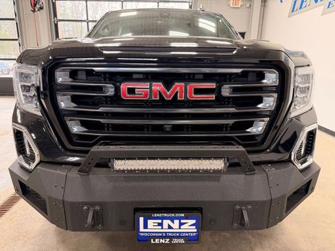Used 2021 GMC Sierra 1500 AT4 w/ AT4 Premium Package AWD/4WD image 3