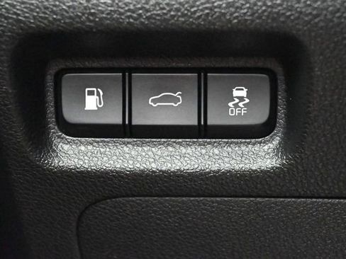 Used 2018 Kia Optima S FWD image 23