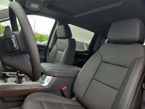 New 2026 GMC Sierra 1500 SLT AWD/4WD image 17