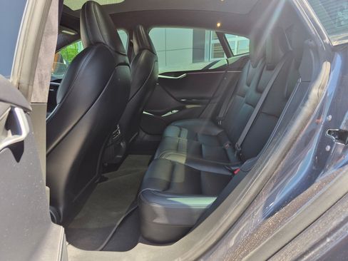 Used 2021 Tesla Model S AWD image 26