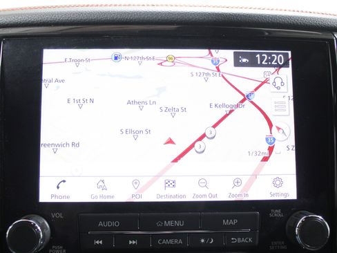 Used 2020 Nissan Titan PRO-4X w/ Pro-4x Convenience Package image 10