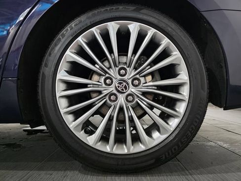 Used 2022 Toyota Avalon Limited w/ Advanced Safety Package FWD image 24