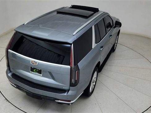 Used 2023 Cadillac Escalade Premium Luxury w/ Performance Package image 89