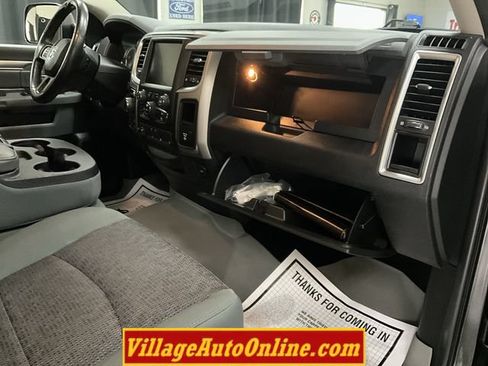 Used 2015 RAM 1500 Big Horn AWD/4WD image 37