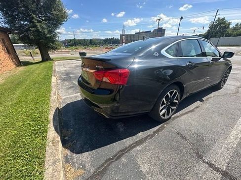 Used 2017 Chevrolet Impala Premier FWD image 27