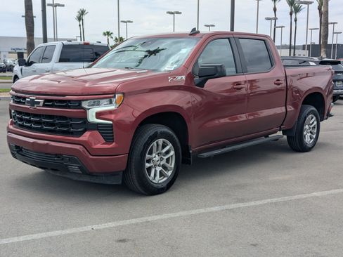 Used 2022 Chevrolet Silverado 1500 RST w/ Z71 Off-Road Package AWD/4WD image 5